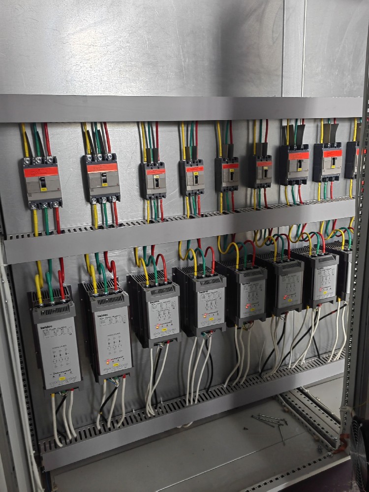 �������������ص�ѹ�Ӳ���ȥ��ʲôԵ��ԭ�ɣ���������������