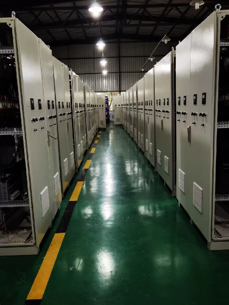 �����Ե������������а���ά�������ܼ������������