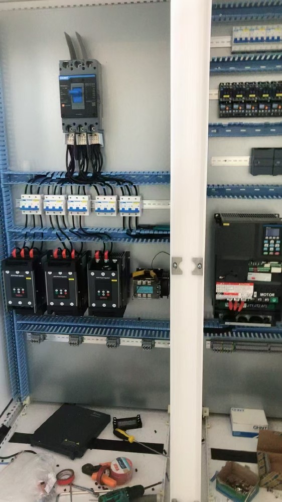 ����ͨ������������ʵ�ֶ�����ʽ��Դ��Դ�ľۺ�������ʹ����������������